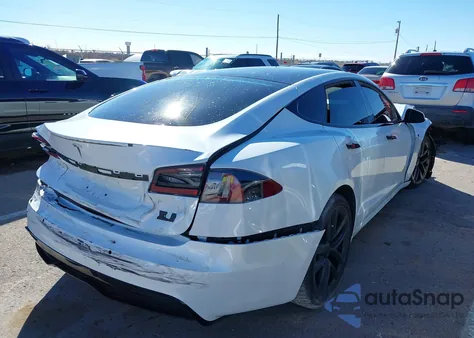 2021 Tesla Model S Plaid Tri Motor All-Wheel Drive from USA, damaged, VIN 5YJSA1E62MF452886